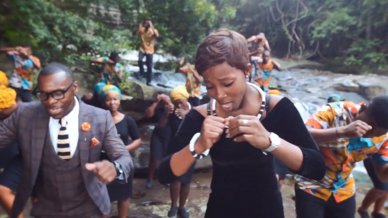 Umlazi Gospel Choir – Zimangele ( Official Music video )