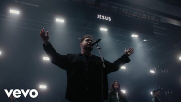 Red Rocks Worship – No Name (Official Live Video)