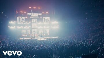 Brandon Lake – Thats Who I Praise (Official Live Video)